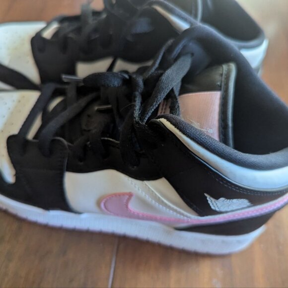 Nike Air Jordan Retro Kids Black and Pink Sneakers - Picture 10 of 13
